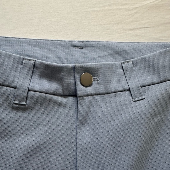 Lululemon Commission Slim Fit Pant - size 31 - Picture 5 of 8